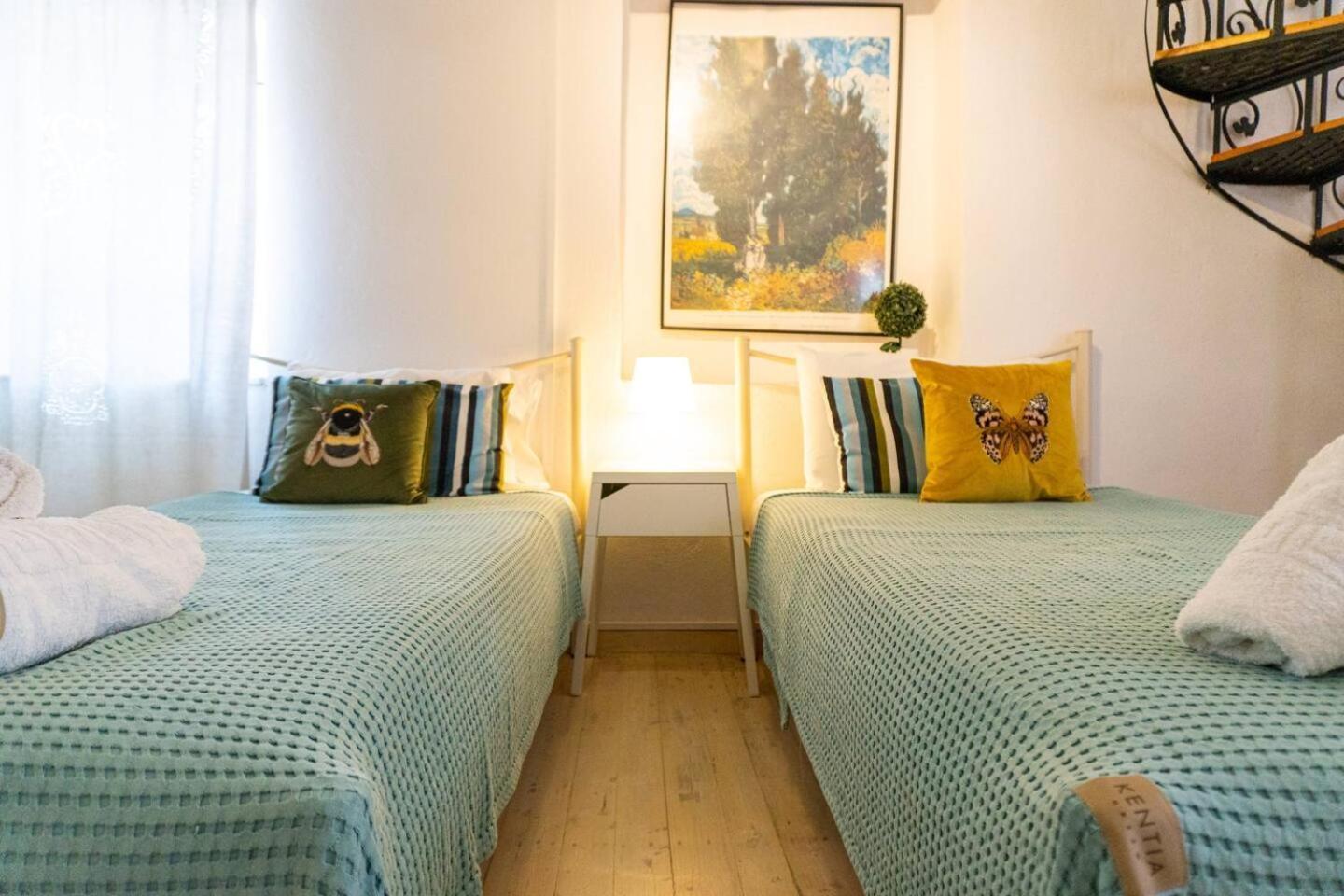 Nina's Traditional House By Estia Holiday home
